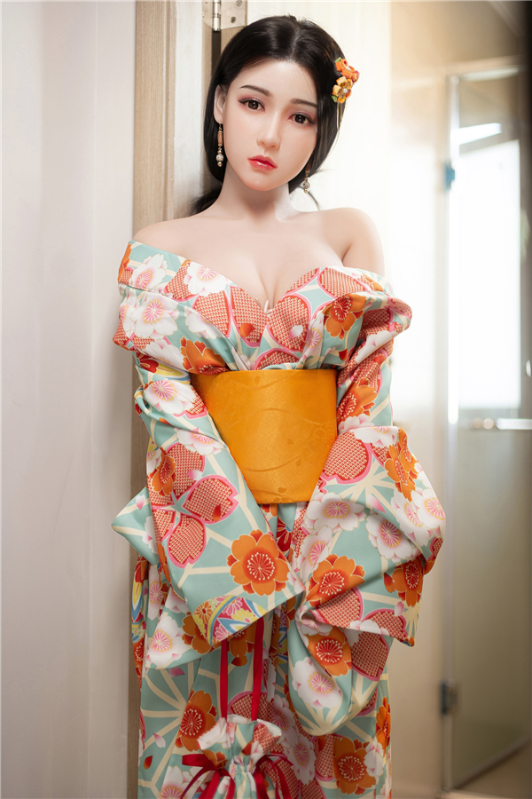 Super Realistic Japanese Sex Doll Avalynn 158cm
