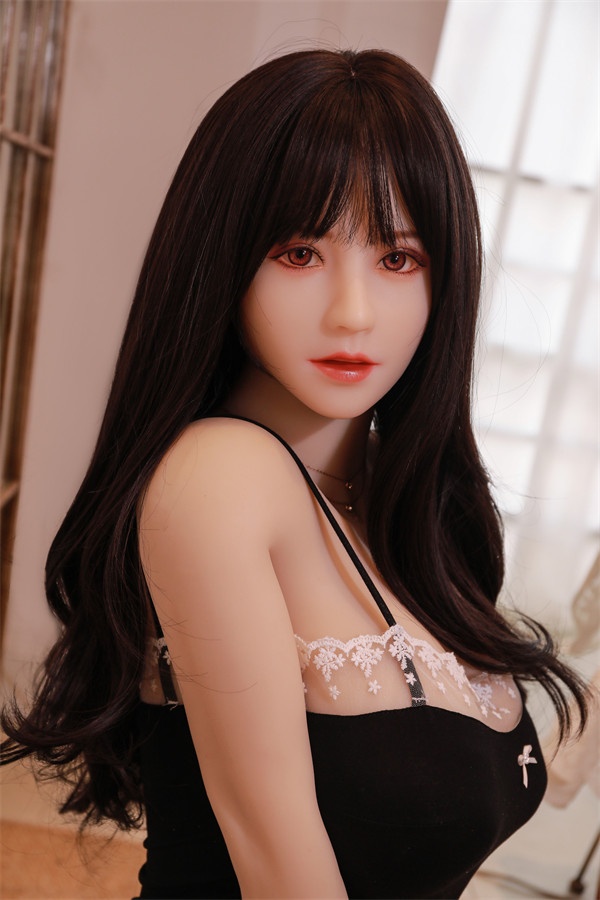 Young Busty Japanese Sex Doll Juliette 168cm