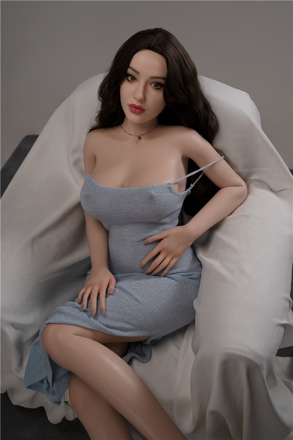 Fair Skin Sexy Mature Busty Sex Doll Janelle 165cm ( Silicone )