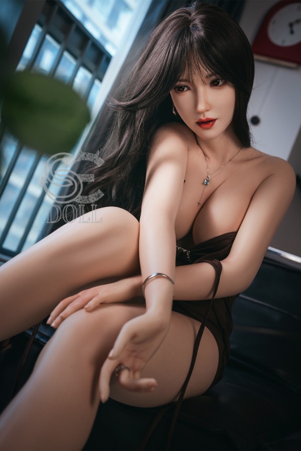 Real Life Asian Chinese Sex Doll Emilia 165cm